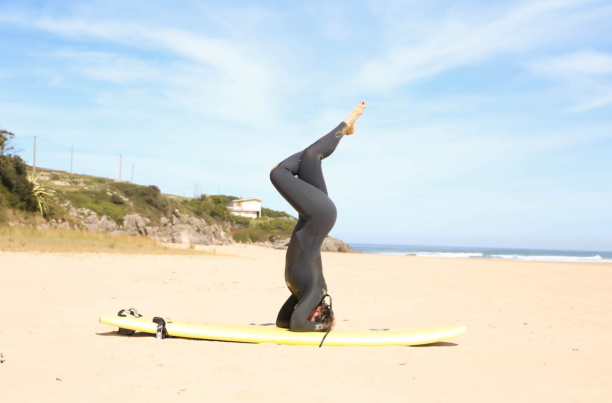 yoga beach surf lucia del pasqua.2
